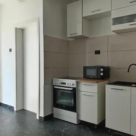 Adriatic 2 * بيوغْغاد نا موغو